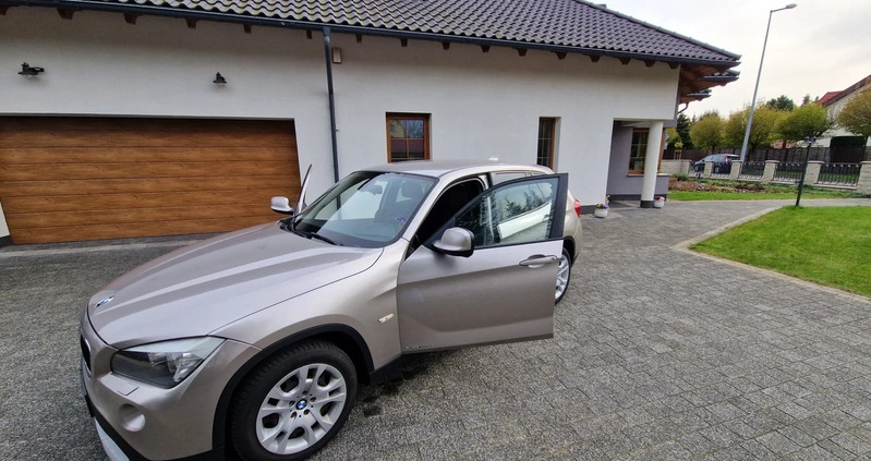 BMW X1 cena 45500 przebieg: 172500, rok produkcji 2012 z Wrocław małe 29